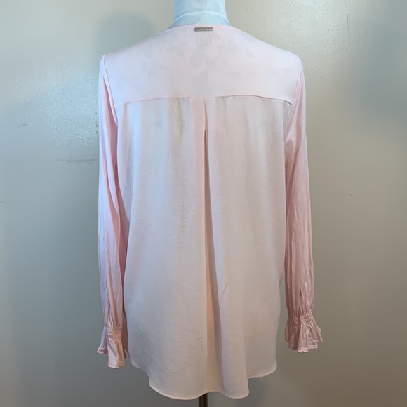 Michael Michael Kors Blouse Pink V-Neck Ruffle Sleeve Classic Crepe Knit Layer - Picture 5 of 10